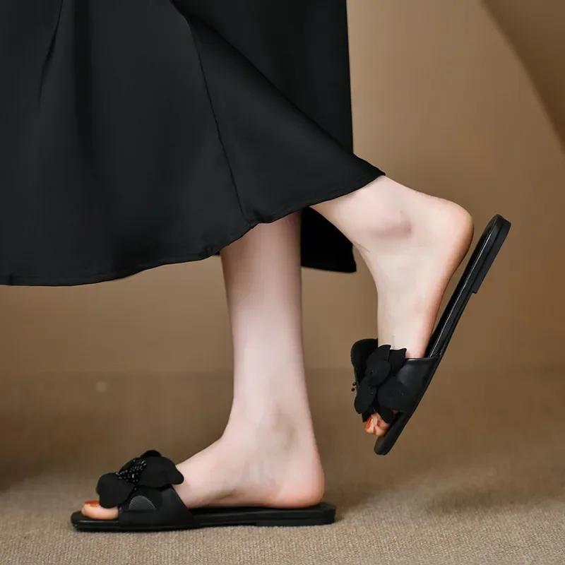 2024 Лидер продаж женские тапочки летняя женская обувь мода новые большие размеры однотонные цветные женские туфли на плоской подошве с цветочным узором