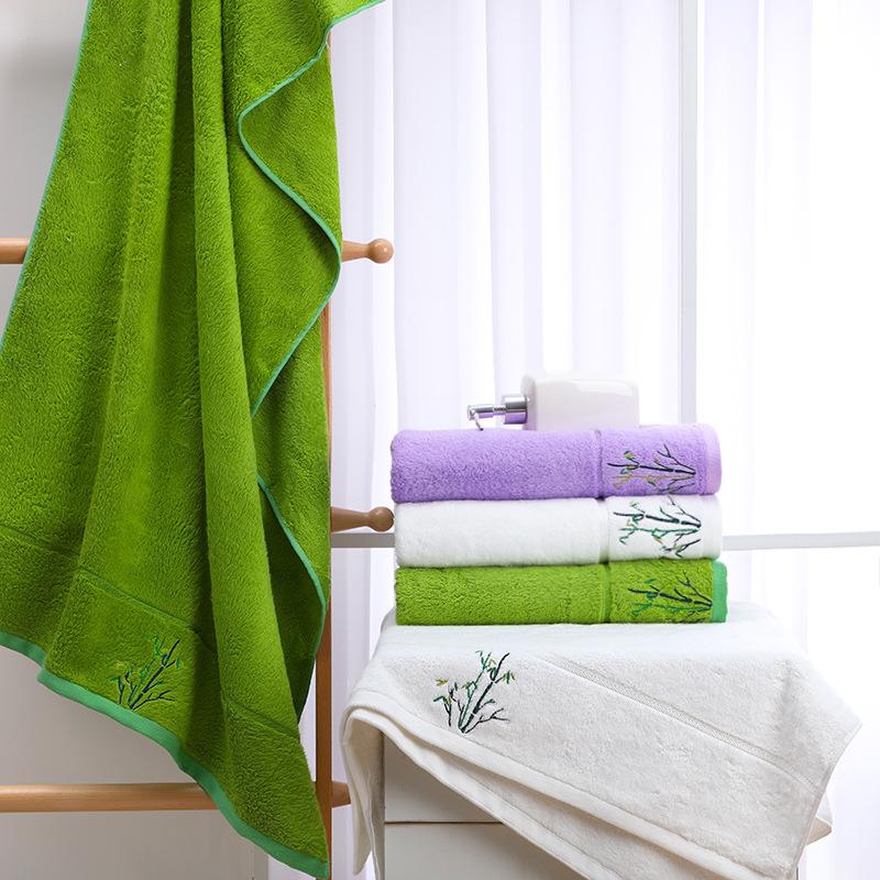 Plain-colored Thickened Bamboo Fiber Absorbent Adult Bath Towel with Custom Logo Embroidery Model 002 CN