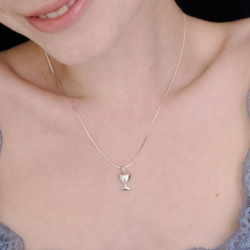 salted Vino necklace