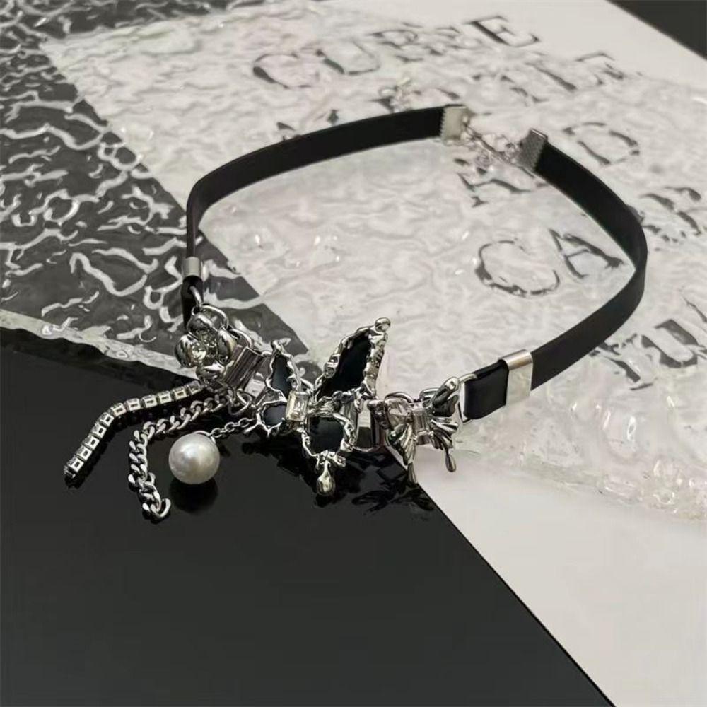 Y2K Vintage Butterfly Necklace Clavicle Necklace Goth Choker Sweet Cool Leather Choker