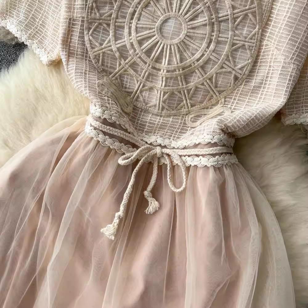 Летнее клетчатое ажурное платье для подиума с вышивкой, женское платье-стойка с коротким рукавом, бежевое шитье, сетчатое тюлевое платье с бантом на шнуровке, вечерние платья