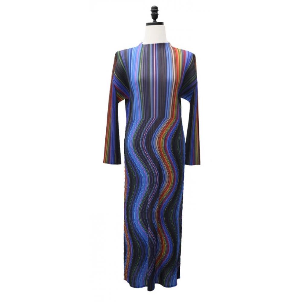 Shiz Madam Women S Wave pleatS dreSS N2714
