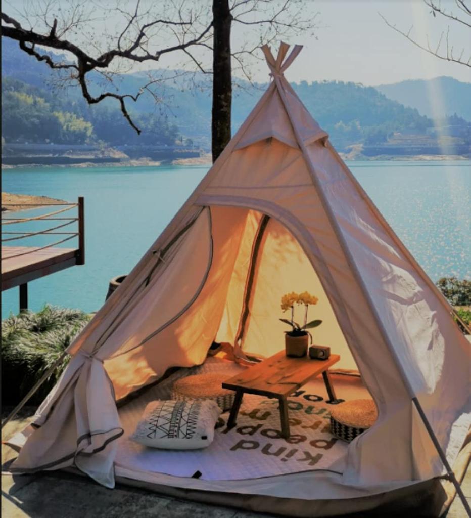 2 м семейная уличная хлопковая парусиновая кемпинговая трехсезонная водонепроницаемая палатка-пирамида с двойной дверью для 2-3 человек