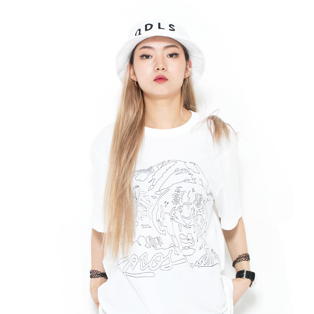 QANTO DE LOCOS Mad Tiger_Tee_White
