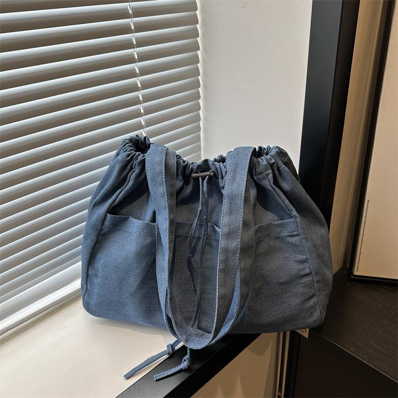 Stylish Large Capacity Tote Bag For School And Commute Perfect For Women In Summer 2024