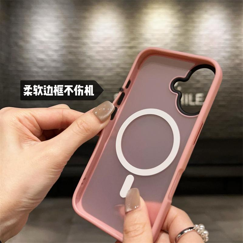 Подходит для iPhone16 приятный на ощупь матовый магнитный чехол для мобильного телефона Apple 16promax с большим отверстием полупрозрачный матовая поверхность чехол с ощущением кожи