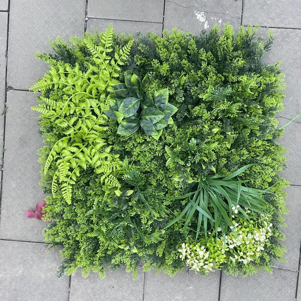 50×50cm Artificial Green Plant Wall - Plastic Vertical Garden, Fake Flower Wall, Synthetic Turf Background