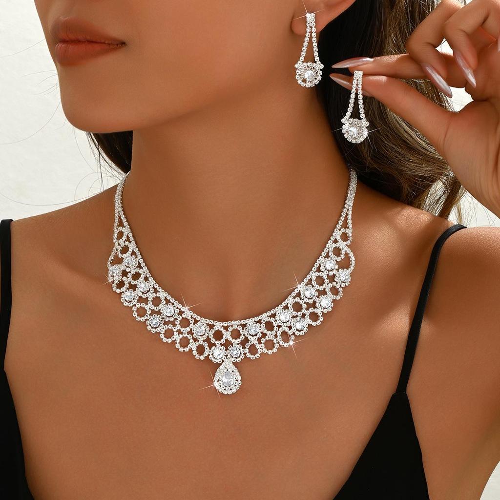 Комплект украшений с кисточками в виде капель воды: Ожерелье, Серьги, Браслет для Элегантного Вечернего Платья