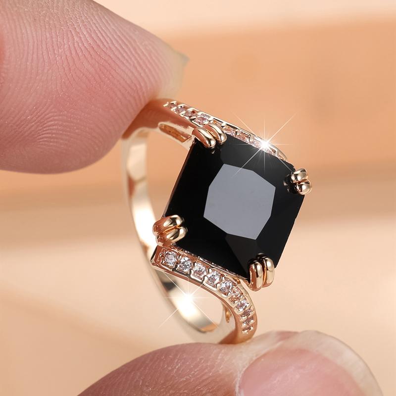 Luxury Black Square Zircon Rings for Women Vintage Gold Color Wedding Jewelry Exquisite Daily Gift