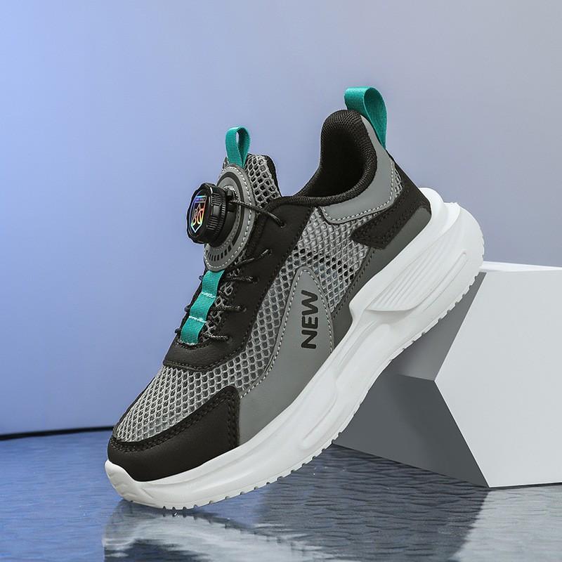 Boys Running Shoes Kids Breathable Mesh Sneakers Lightweight Non Slip Trainers 7-16 Years Old