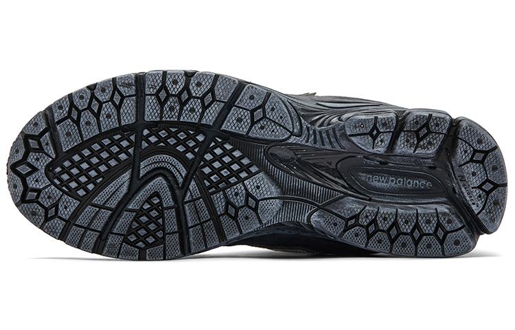 New Balance 2002R Черный Серый M2002RBV