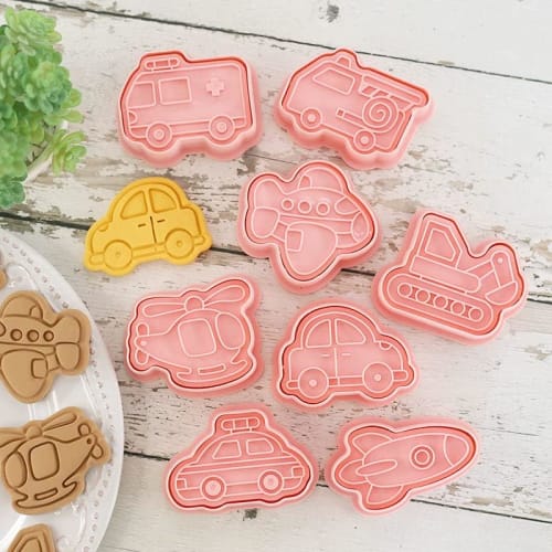 momee 8-Piece Transportation Vehicle Cookie Cutter Set, Biscuit Cutter for Baking, DIY Confectionery, and Handmade Baking (Set A)