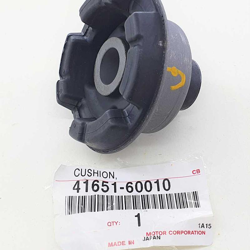Genuine FOR TOYOTA LEXUS LAND CRUISER LX470 FRONT DIFFERENTIAL MOUNT CUSHION OEM 41651-60010