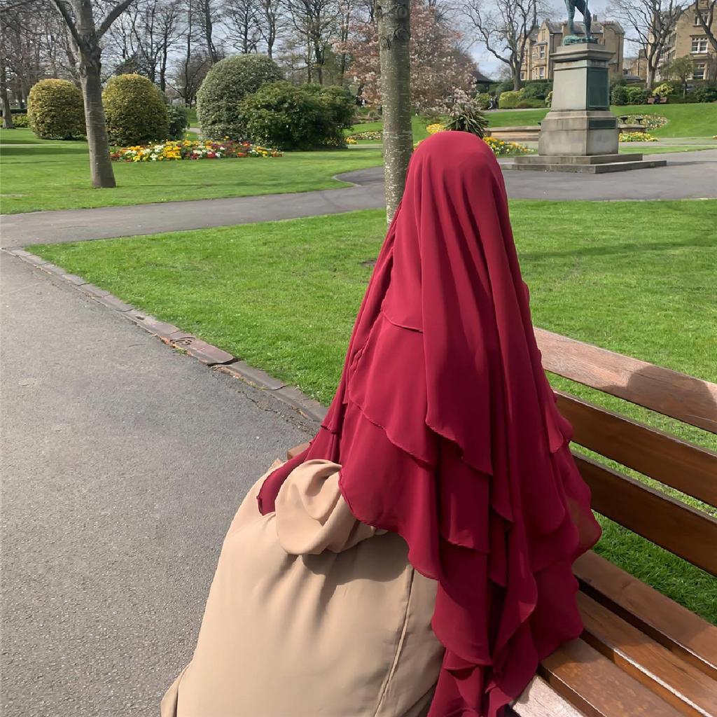 Однотонный трехслойный шифоновый хиджаб для молитвы, химар, однотонный арабский турецкий шаль, головной платок 136*120см