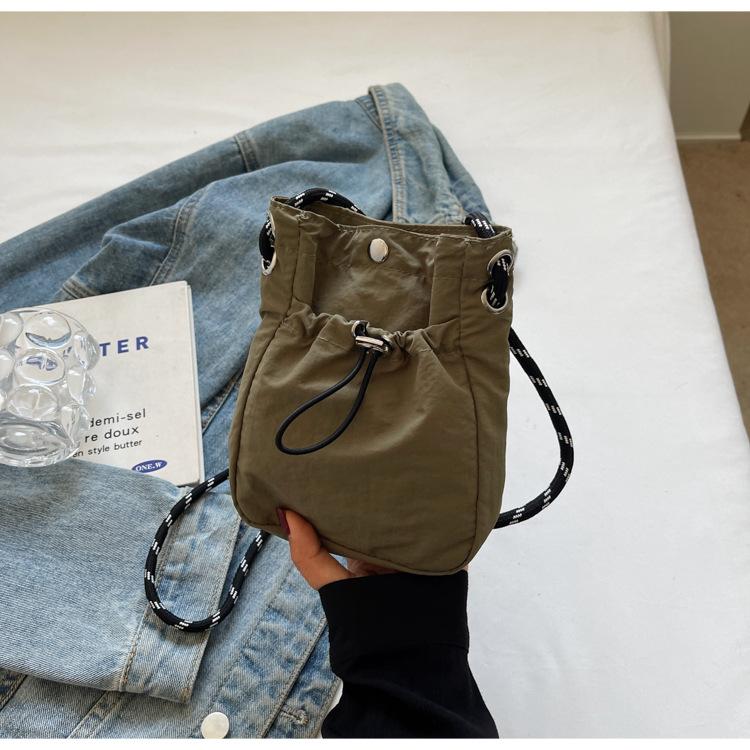 Casual  Women Shoulder Bags Nylon Versatile Fashion Crossbody Bags for Women Purse and Handbags Phone Bag Lady Bag