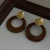 Retro vacation style metal shell wooden ring earrings, niche design wood grain earrings, premium earrings