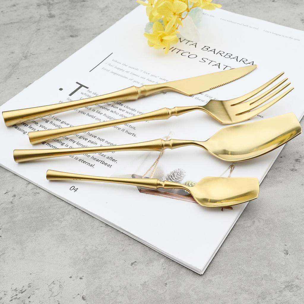24Pcs Red Gold Cutlery Set 18/10 Stainless Steel Tableware Vintage Knife Fork Coffee Spoon Dinnerware Set Wedding Kitchen Silverware