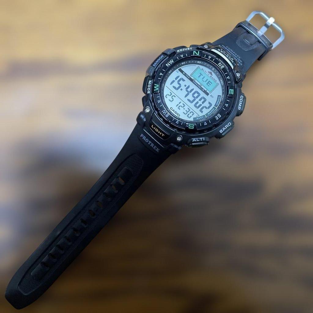 Б/у Рабочий предмет: Цифровые часы CASIO PROTREK
