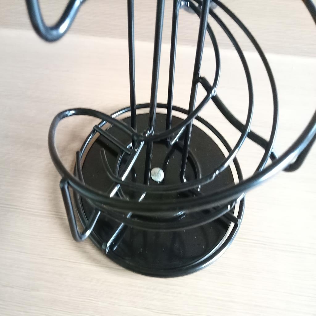 1pc Iron Spiral Design Metal Egg Dispenser, Rotating Storage Shelf Egg Carton, Storage Display Shelf