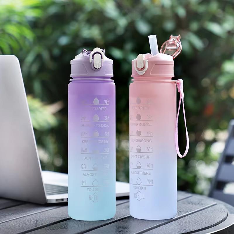 0. 9 Liter Water Bottle with Straw Female Girls Large Portable Travel Bottles Sports Fitness Cup  Cold Water with Time Scale