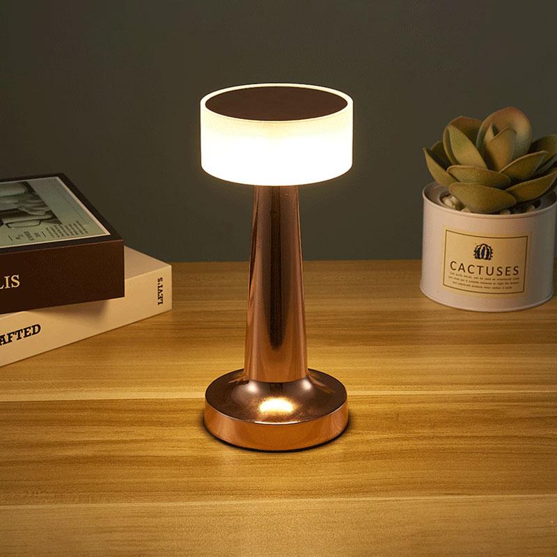 Настольная лампа в стиле ретро, ​​металлический сенсорный декор для бара, журнального столика, украшения ресторана, светильник для стола, светодиодный перезаряжаемый ночник для спальни