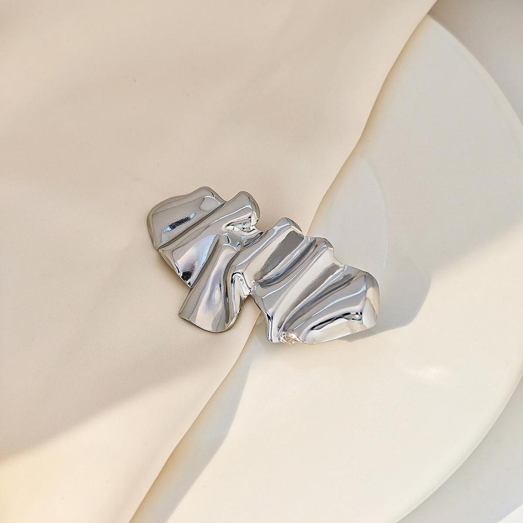 Элегантная плиссированная брошь в виде ангела: Высококачественная глянцевая металлическая модная брошь