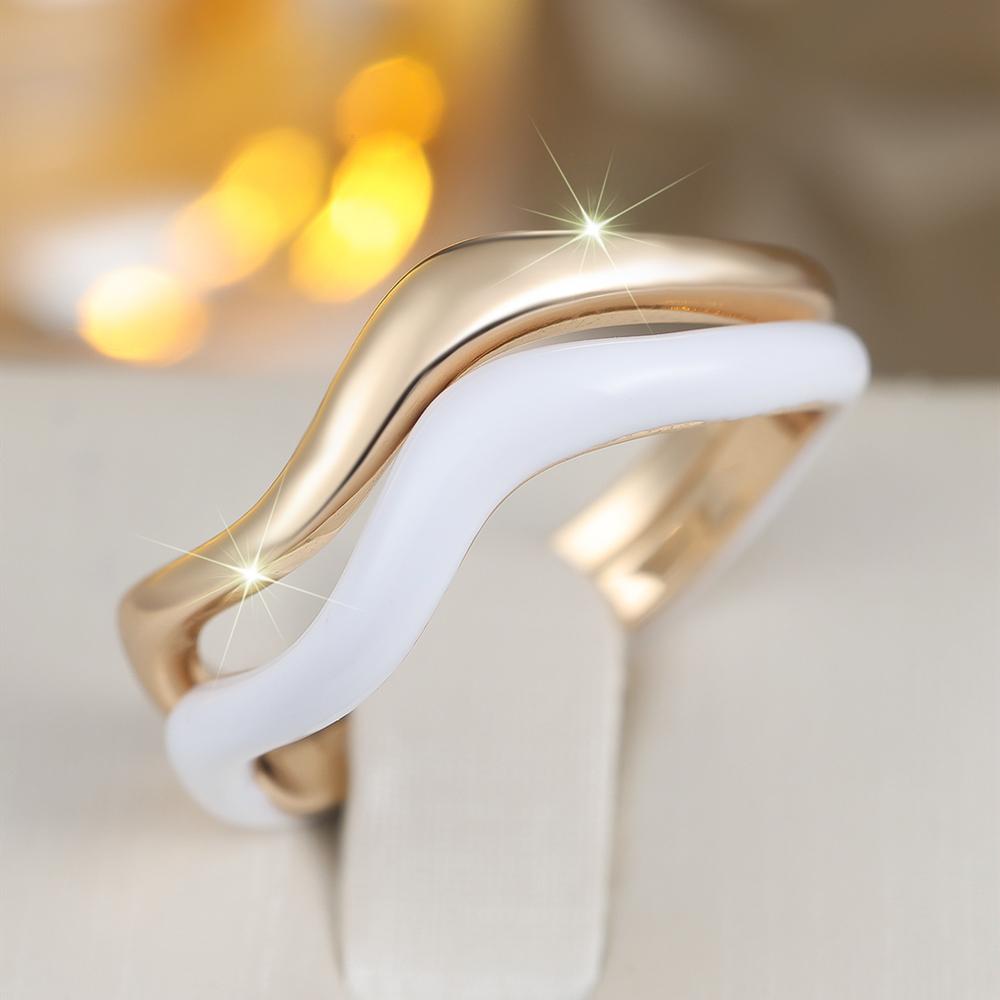 Женский модный волнистый набор колец Толстое золотистое кольцо Минималистичный набор волновых украшений Необычное кольцо для ношения в несколько рядов