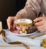 Высококачественная фарфоровая чайная чашка, кофейная утварь, европейский костяной фарфор, кофейная чашка, блюдце, ложка, набор, 200 мл, роскошная керамическая кружка, праздничная посуда для напитков