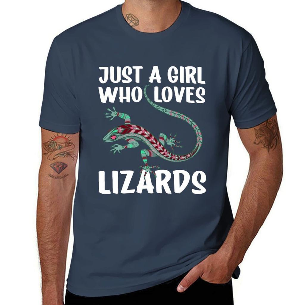 Just A Girl who Loves Lizards Cute Saying For Lizard Lover TShirt Basic Short Sleeve Cotton Blend TShirt