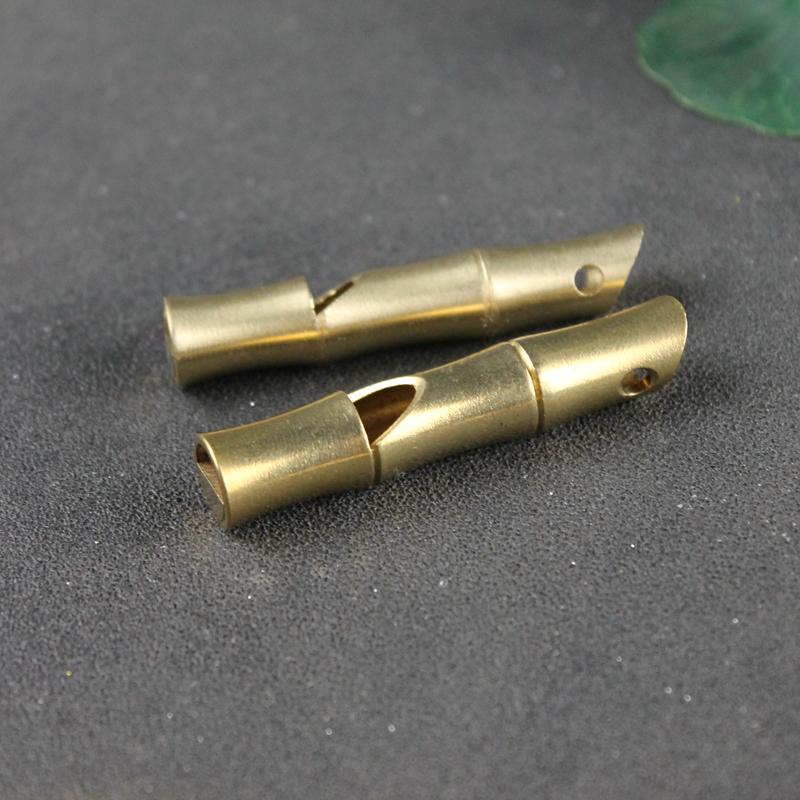 Copper Wild Boar Rhino Eagle Boa Lion Wolf Kirin Lizard Keychain Pendants Outdoor Referee Whistle Vintage Wild Survival Whistles