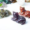 Фигурка кошки из смолы с инкрустацией натуральными кристаллическими чипсами, декор для дома, подарок друзьям