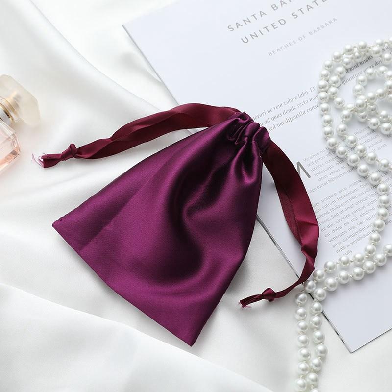 Подарочная упаковка Сумка из искусственного шелка Пылезащитная сумка Багги Сумка на шнурке Аксессуары на заказ