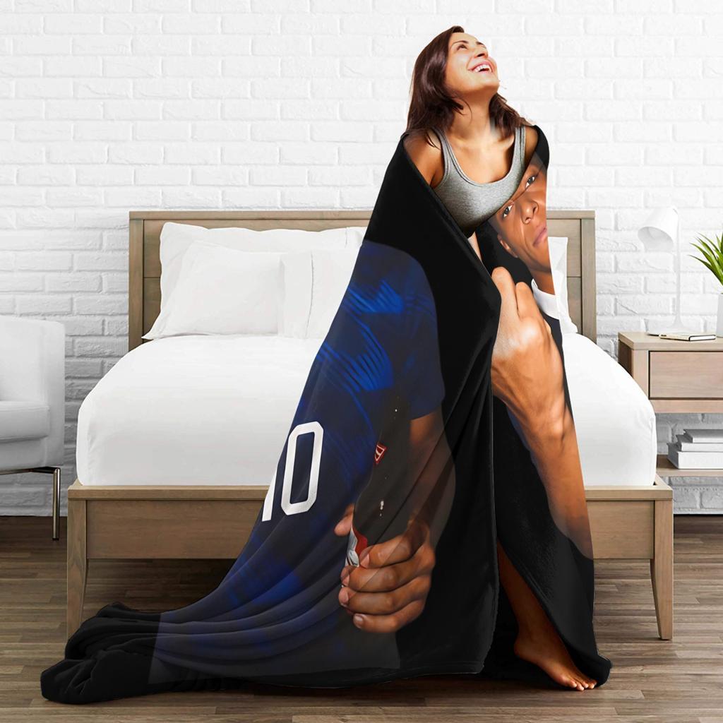 M-Mbappes Smoking & Drinking Funny Meme Knitted Blanket Flannel Throw Blanket Airplane Travel Printed Soft Warm Bedsprea,