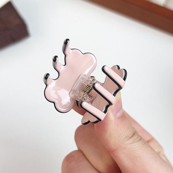 Shark Hair Claw, Built-in High Elastic Spring Hair Clip, Clover Shape Back Head Hair Clip, Portable Hair Accessory for Daily Travel