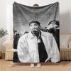1 шт. Плед в стиле Hip Hop 2Pac, Мягкий, Легкий, Для всех сезонов, Многоцелевой плед для дивана, кровати, офиса и пикников, Французский стиль с культовыми обложками альбомов и цитатами