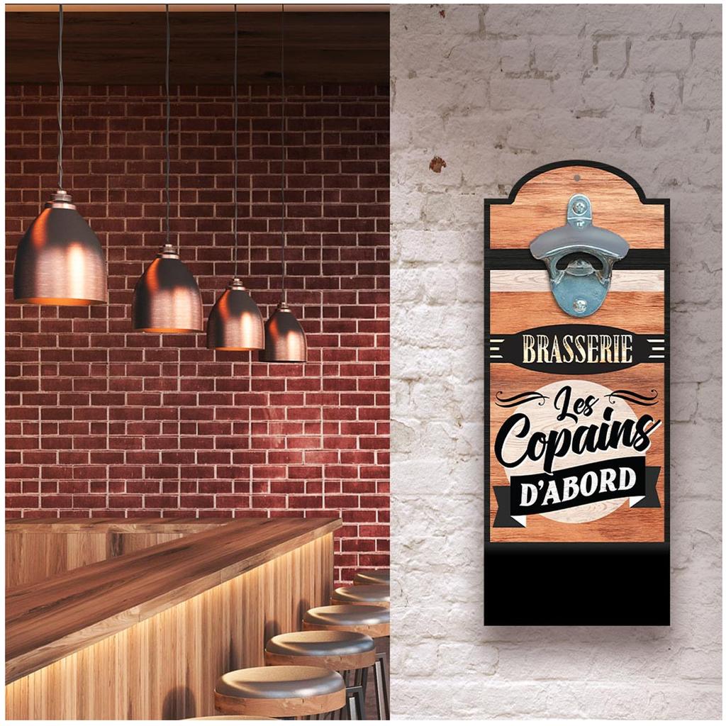 Les Trésors De Lily [A2420] - Деревянная настенная открывалка для бутылок 'Brasserie les Copains d'Abord' коричневая - 30x12 см