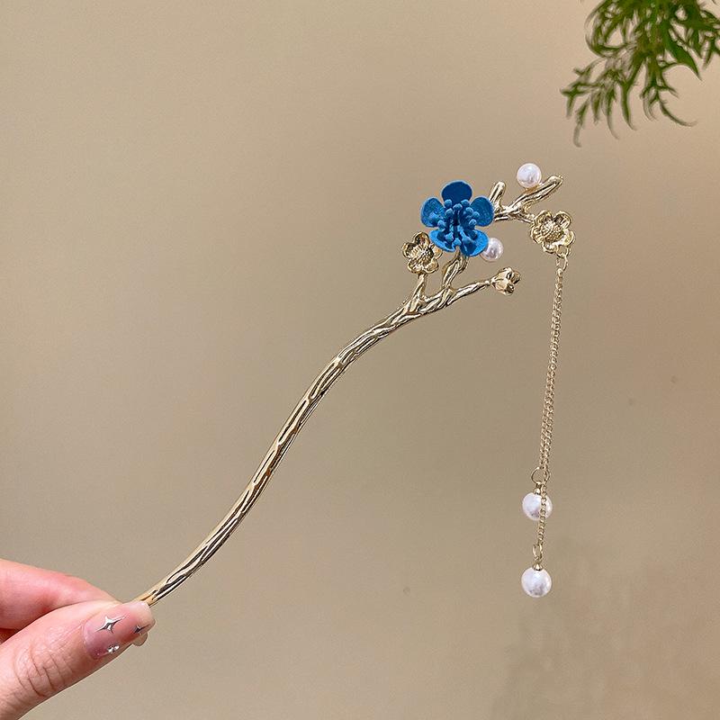 High-End Retro Chinese Tassel Hairpin for Women - Versatile Alloy Hair Clip for Elegant Updos