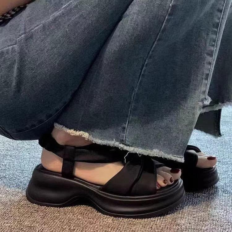 Женские спортивные сандалии на платформе в новом кампусном стиле повышают универсальность и не утомляют ноги