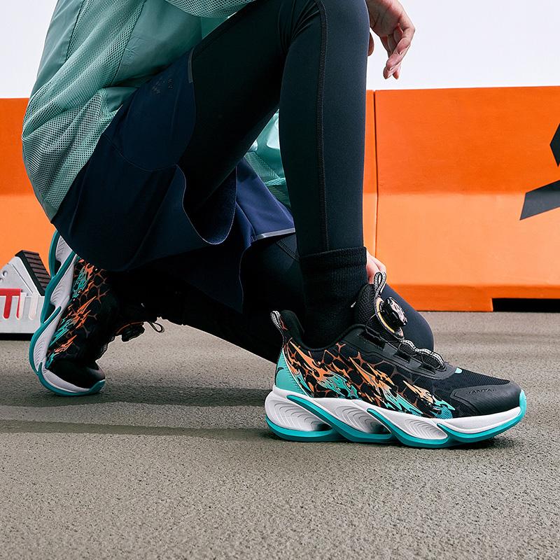 Anta Кроссовки детские Red Flame 3.0 износостойкие низкие детские кроссовки черные зеленые 312335511-3