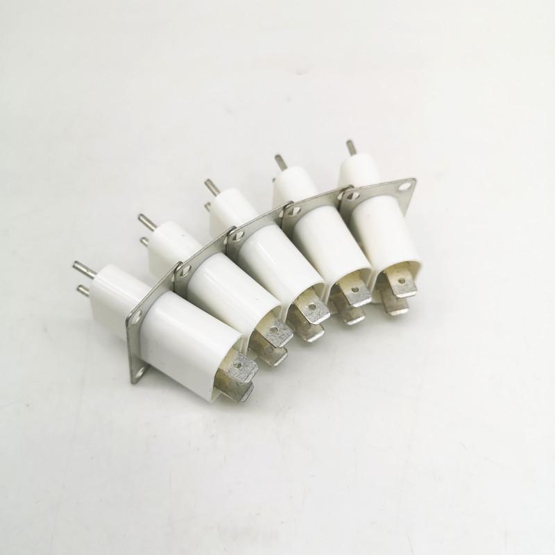 Магнетронный разъем для микроволновой печи с проходным конденсатором