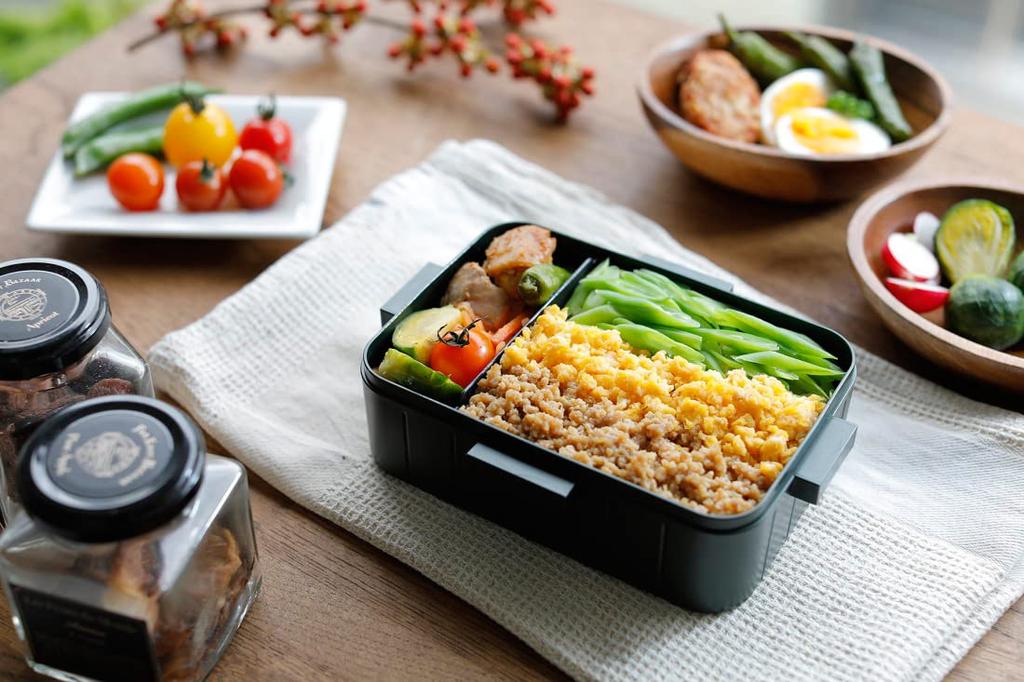 Skater Антибактериальный ланч-бокс с замком 650 мл Силуэт Мой сосед Тоторо Ghibli Сделано в Японии 4 точки YZFL7AG-A