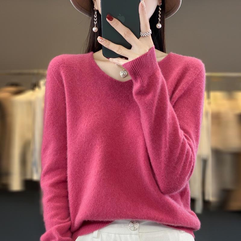 Women's V-Neck Wool Sweater: New Autumn/Winter Solid Color, Loose Fit, Versatile Style.