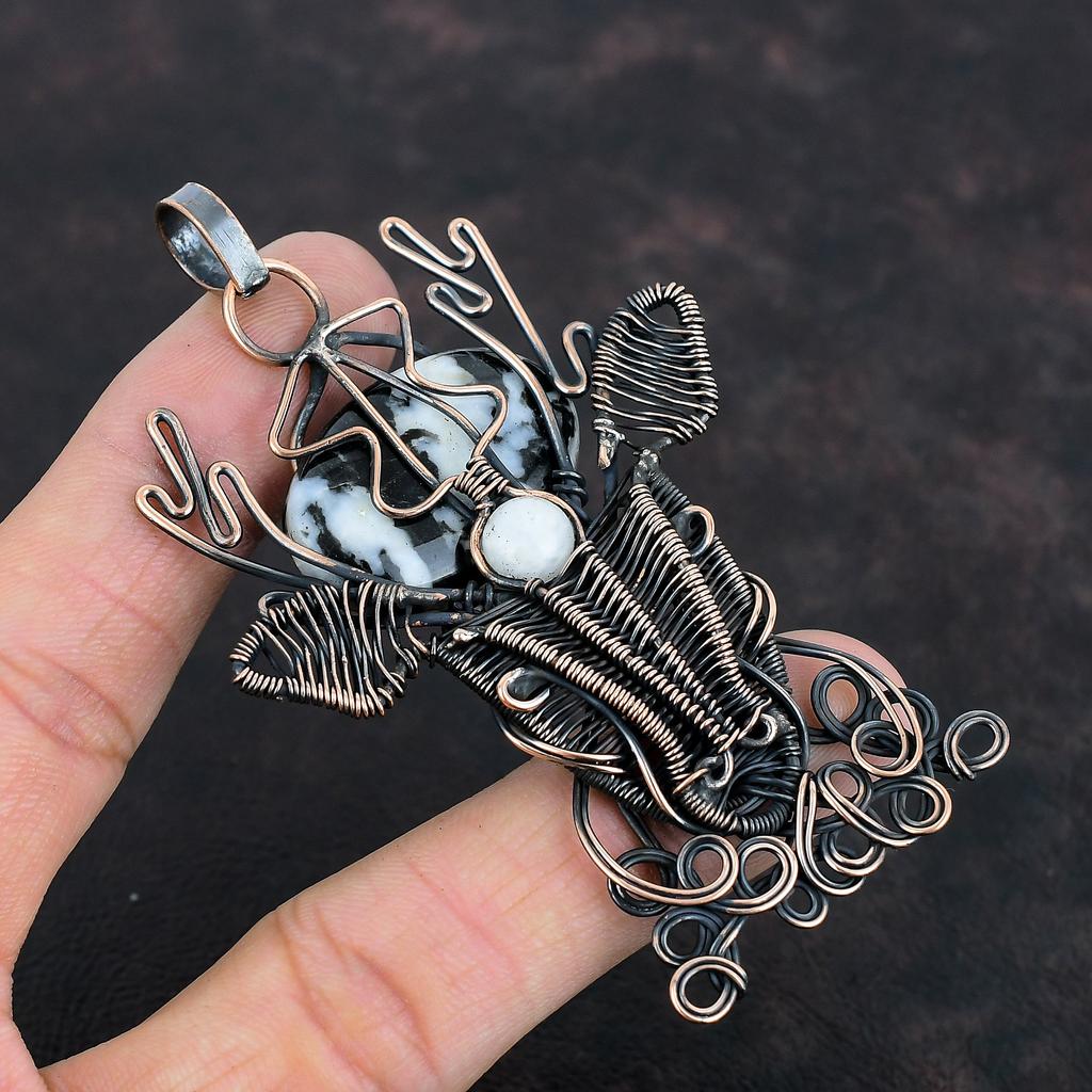 Белый бирюзовый кулон буйвола, обернутый медной проволокой, ювелирное изделие ручной работы из драгоценных камней, кулон в виде оленьей морды, кулон в виде лунного камня, подарки на годовщину