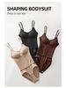 Боди с бретелями для коррекции фигуры с подкладками для груди - Поддержка груди, Контроль живота, Подтяжка бедер, Двубортное, Треугольная ластовица с открытым промежностью.