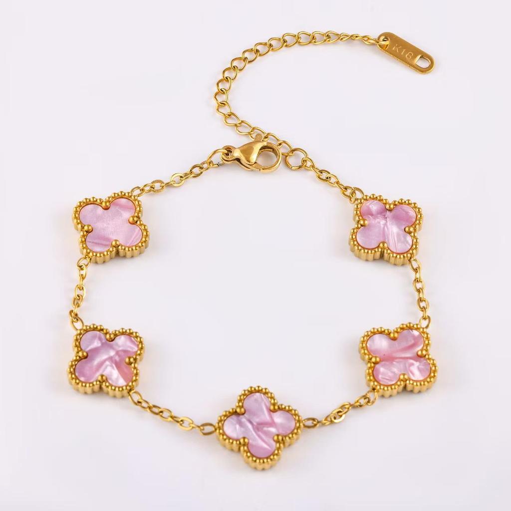 Vibrant 13mm Four-Leaf Clover Bracelet - Classic and Versatile Style