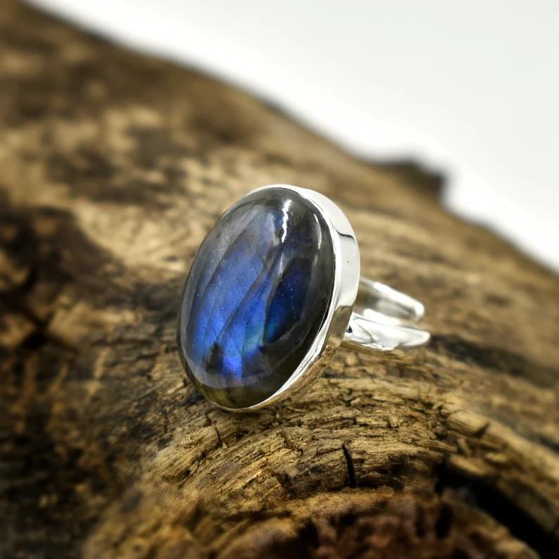 Natural Labradorite Oval Gemstone Ring, Solid 925 Sterling Silver Birthstone Ring, Bezel Ring, Handmade Jewelry, Ring For Women