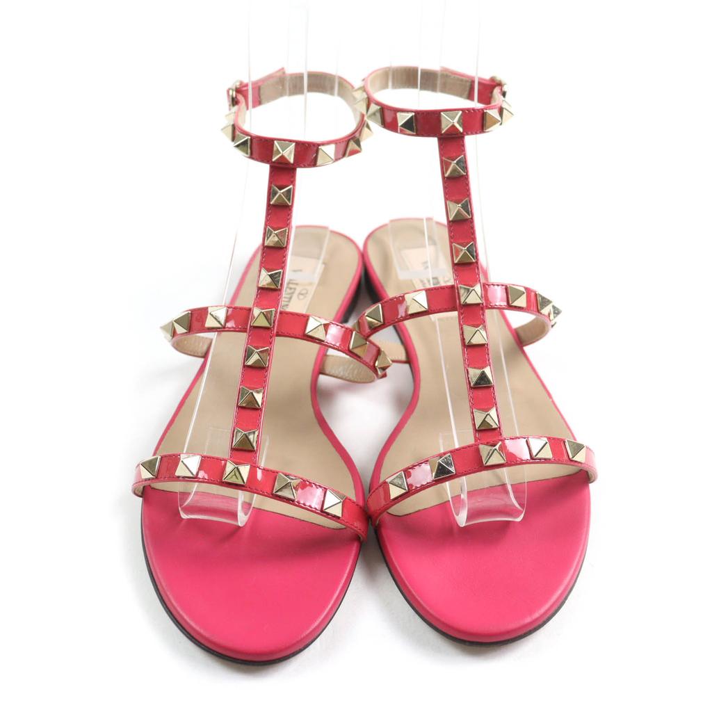 Отличные сандалии Valentino Garavani Rockstud с ремешком на щиколотке, лакированная кожа, розовые, б/у