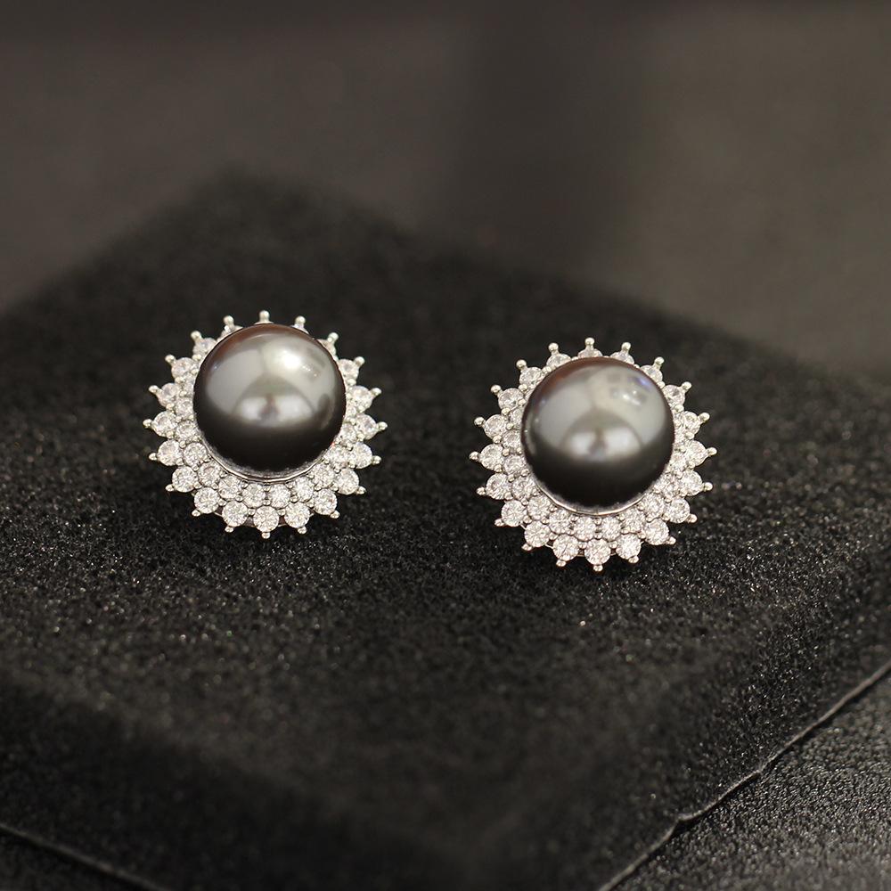 Серьги-гвоздики из стерлингового серебра 925 пробы, two-color pearl stud earrings with elegant golden pearl, держатель для цветов с микро-инкрустацией цирконами, легкая роскошь, высококачественные