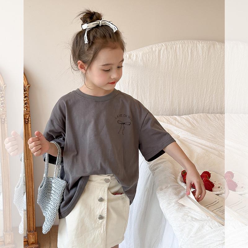 Свободное платье-футболка в корейском стиле для девочек с бантом сзади - летняя одежда с короткими рукавами, средний размер