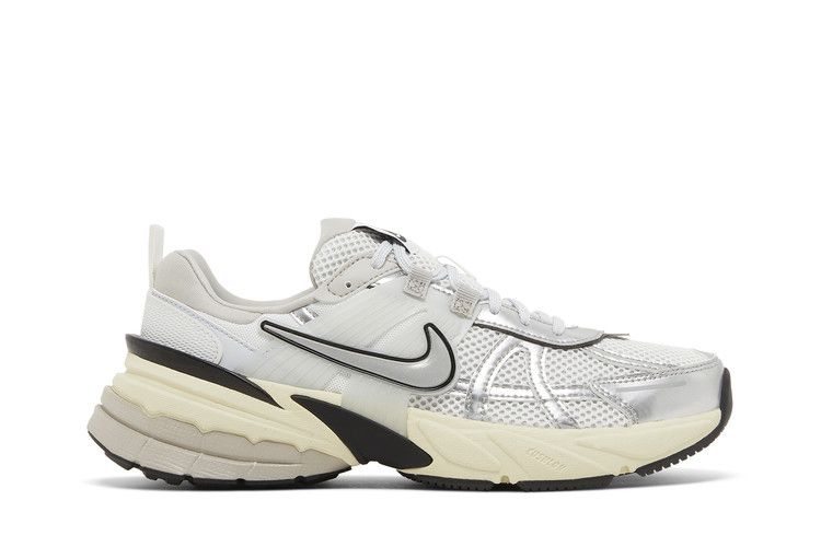 Nike V2K Run Белый металлик/Серебристый (Женский)